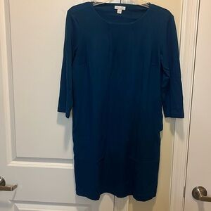 J. Jill long sleeve blue dress, Size XS, Stretchy and comfortable fabric!